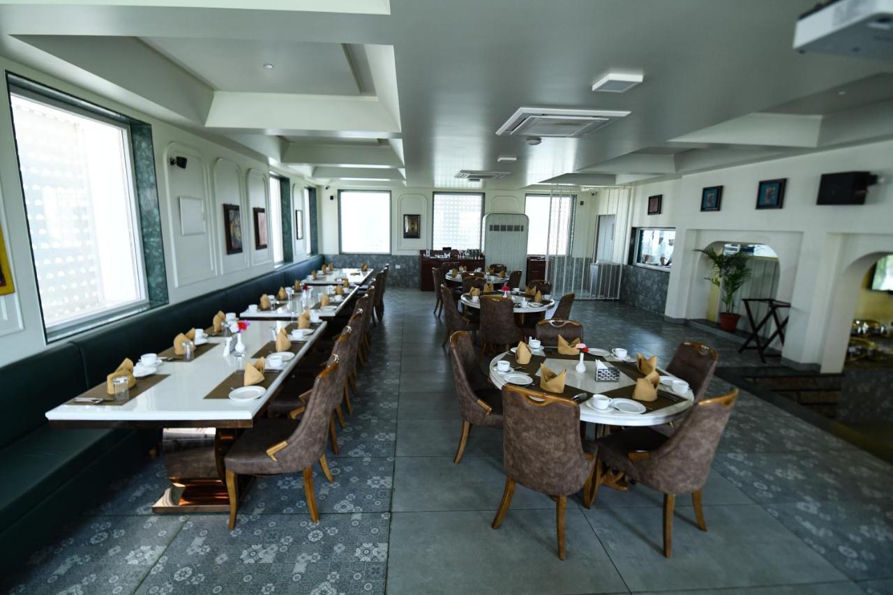 Stardom Resort Джапур Экстерьер фото