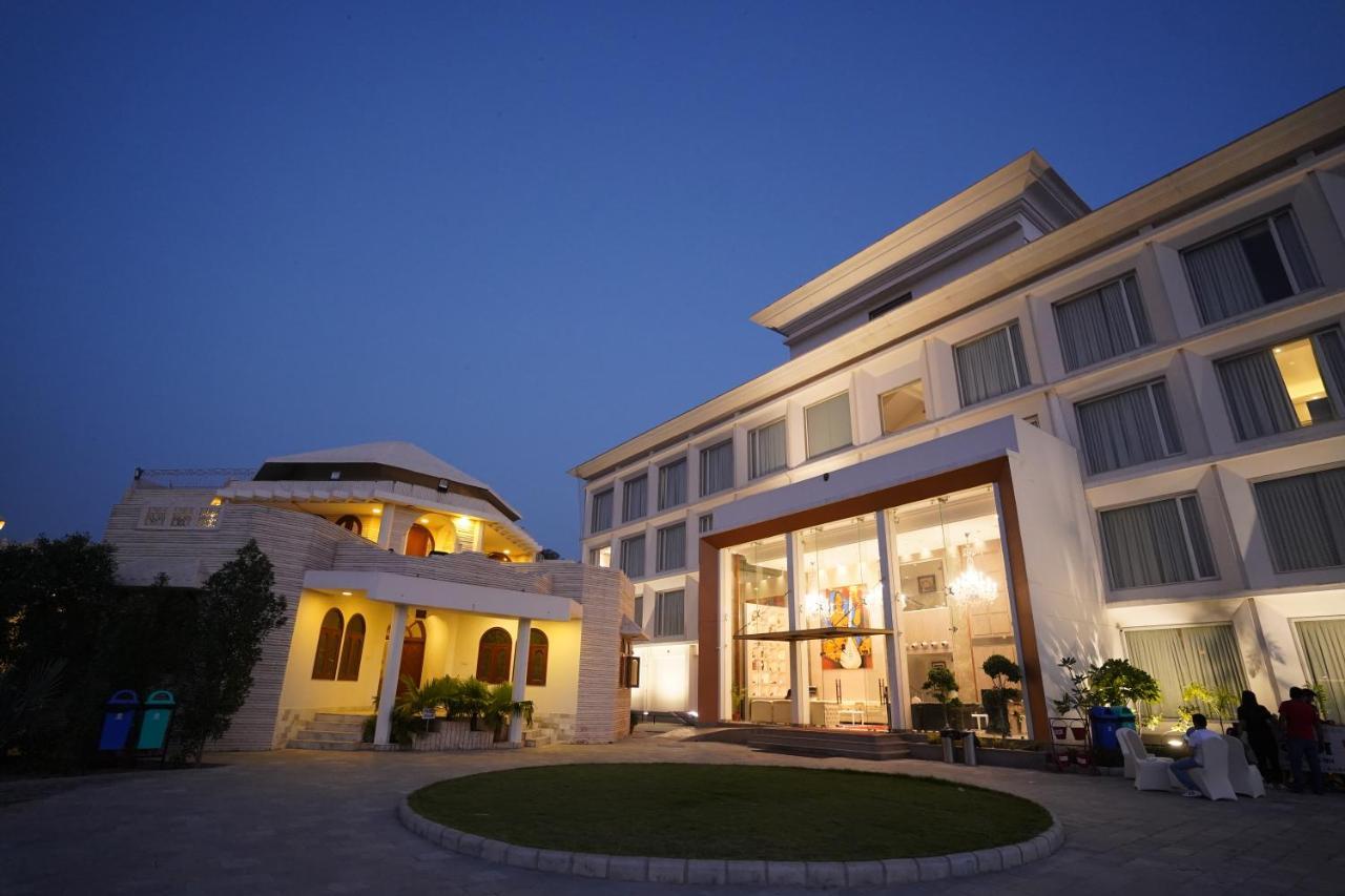 Stardom Resort Джапур Экстерьер фото